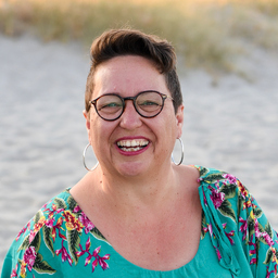 Sandra Saller