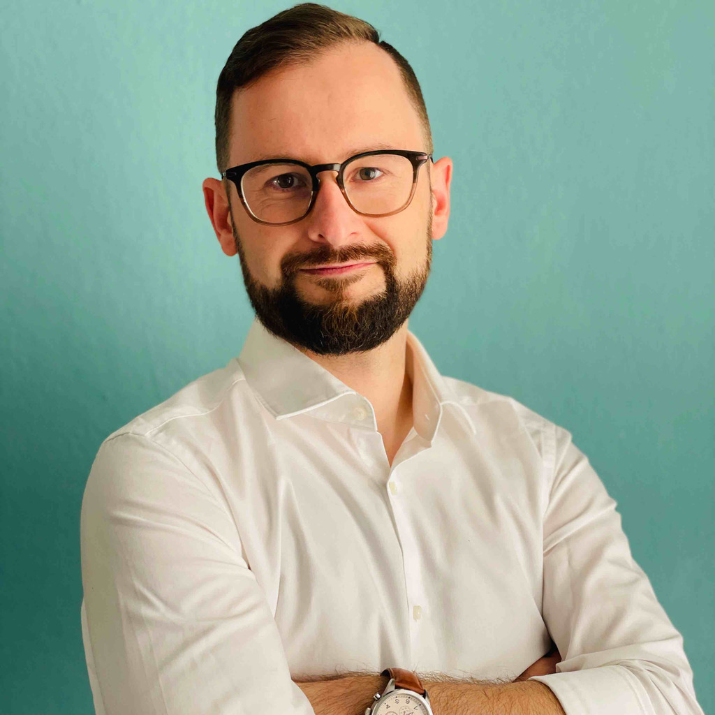 Christopher Kindler Senior Accounting Specialist Mercedes Benz Vans