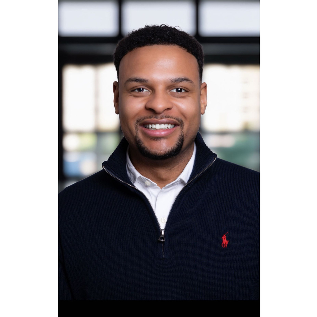 Nicolai Ciociola Finanzierungsberater für Firmen/Geschäftskunden