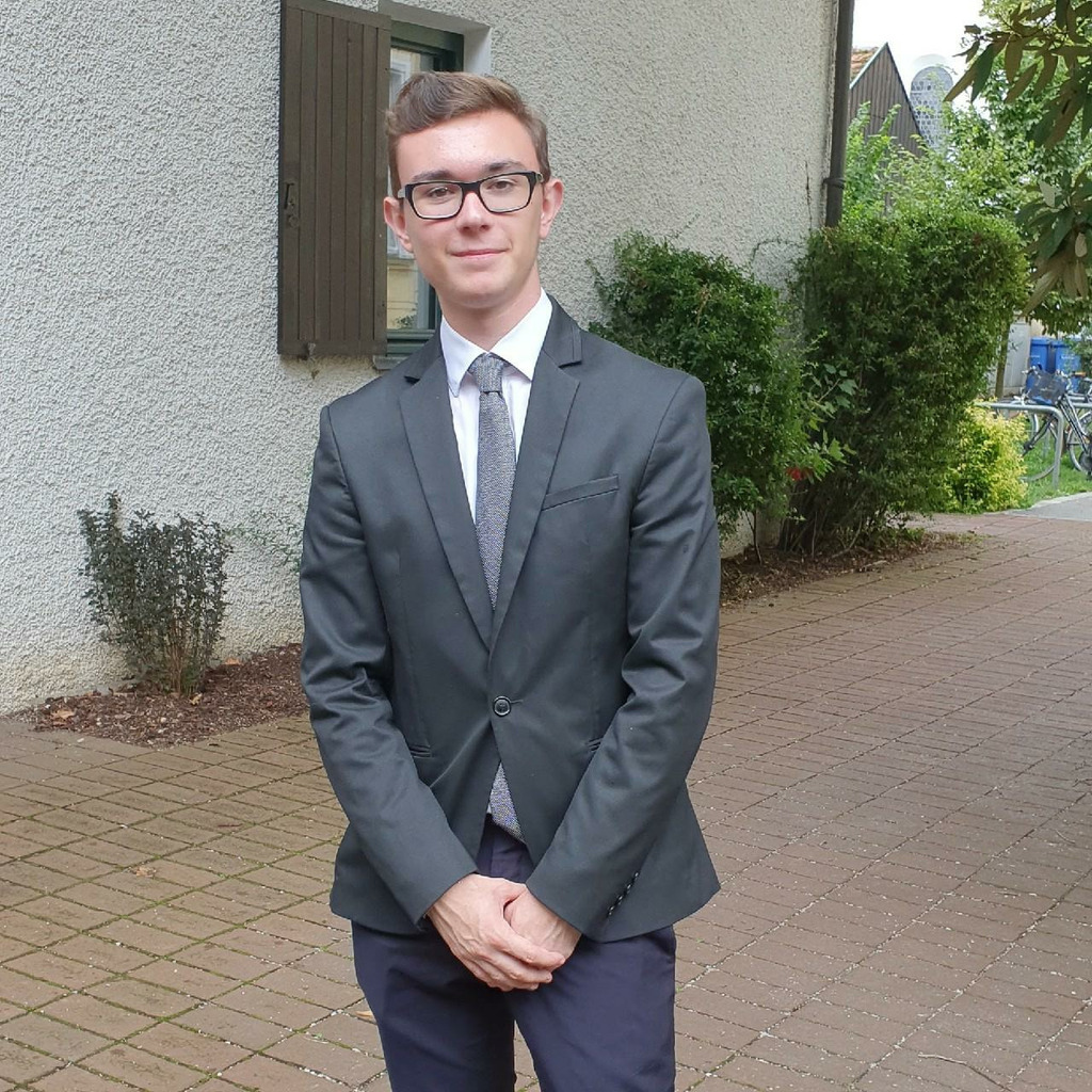 Niclas Herbst Patientenservice Schwerpunkt Abrechnung Reha Patienten