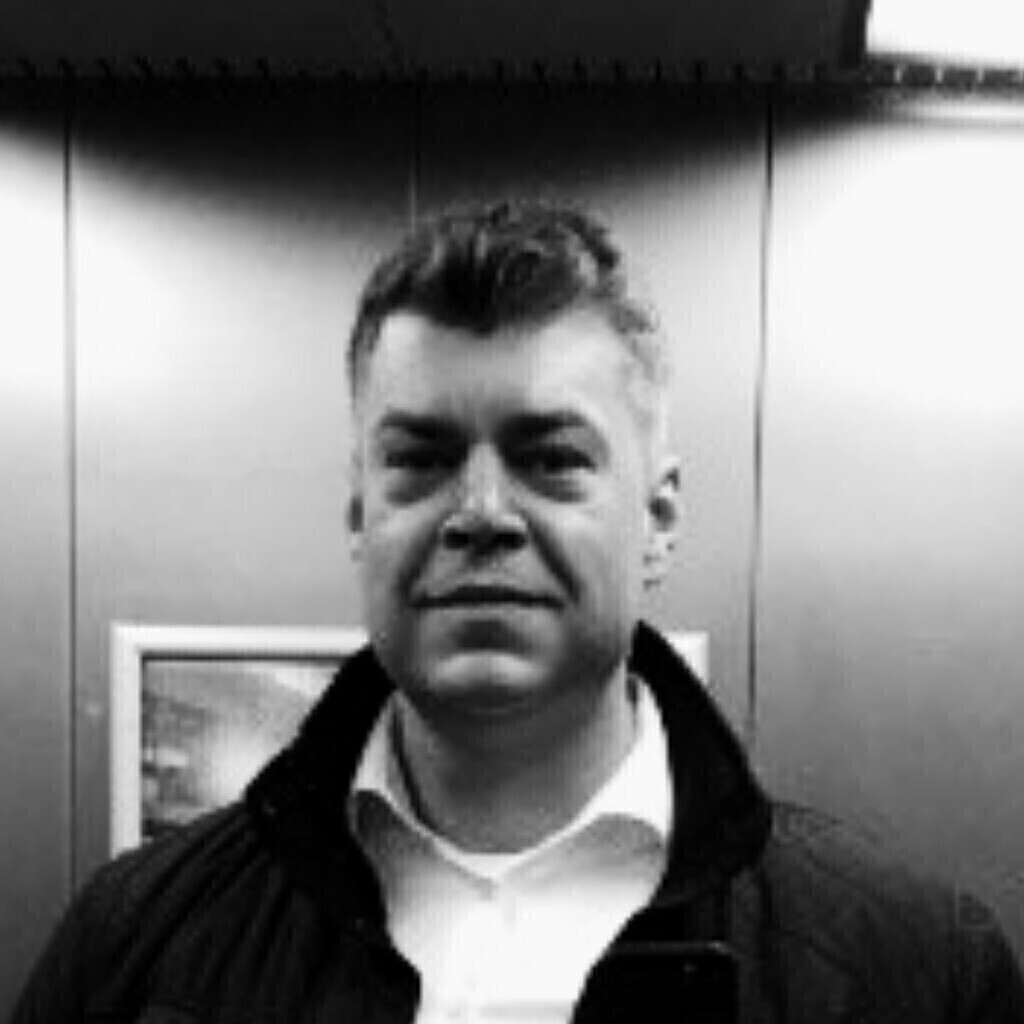 Dipl.Ing. Peter Gazik Executive Director SVEC a SPOL s.r.o. XING