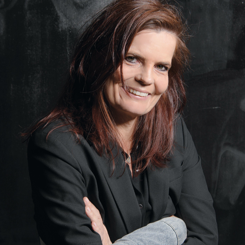 Katrin Burkamp Geschäftsführer ghost.brandmanagement XING