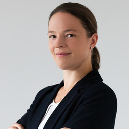 Dr. Caroline Fündling