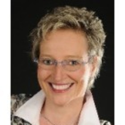 Carolin Kämpfer