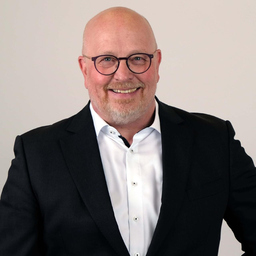 Dr. Dirk Treppmann