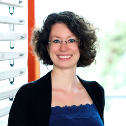 Dr. Yvonne Hegele
