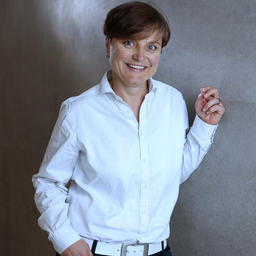 Claudia Teichert
