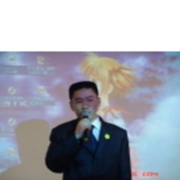 博 李