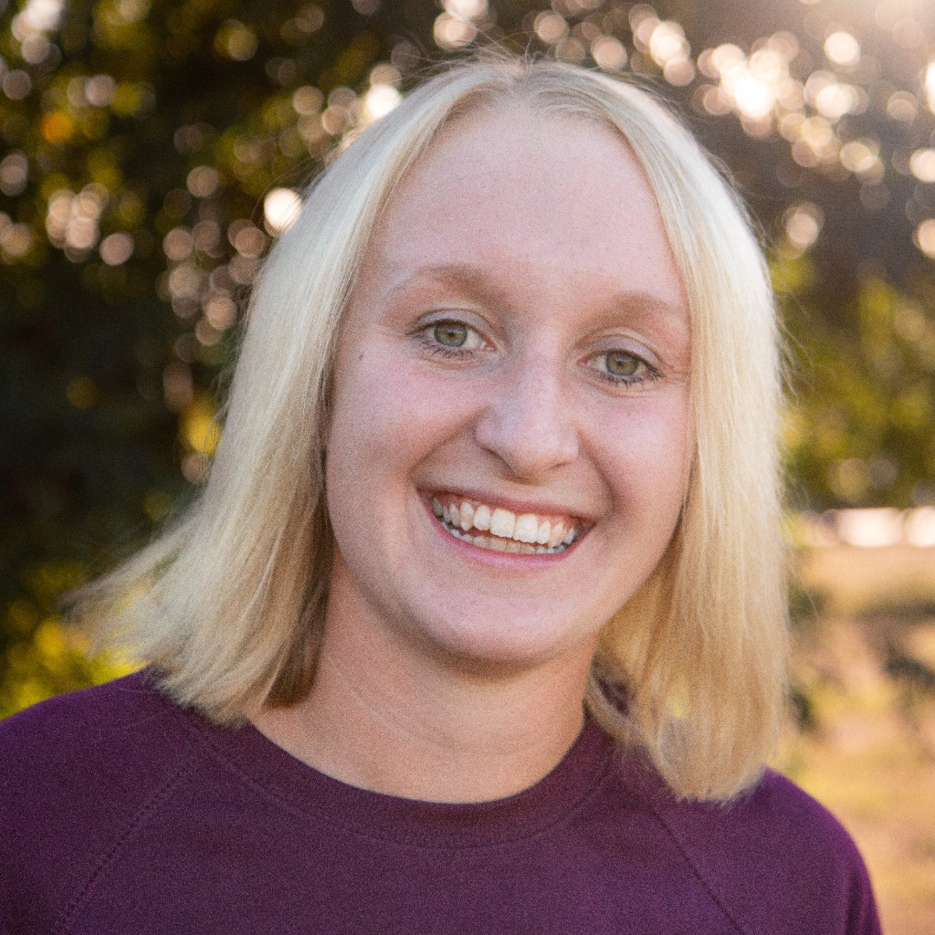 Jacqueline Stock Rundum Tier Gesund Osteopathie und Physiotherapie