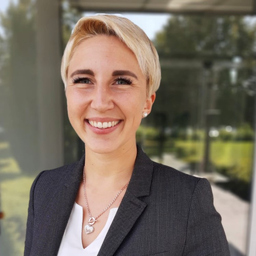 Nina Friedrich