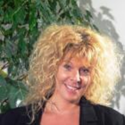 Corinne Mangold Marti