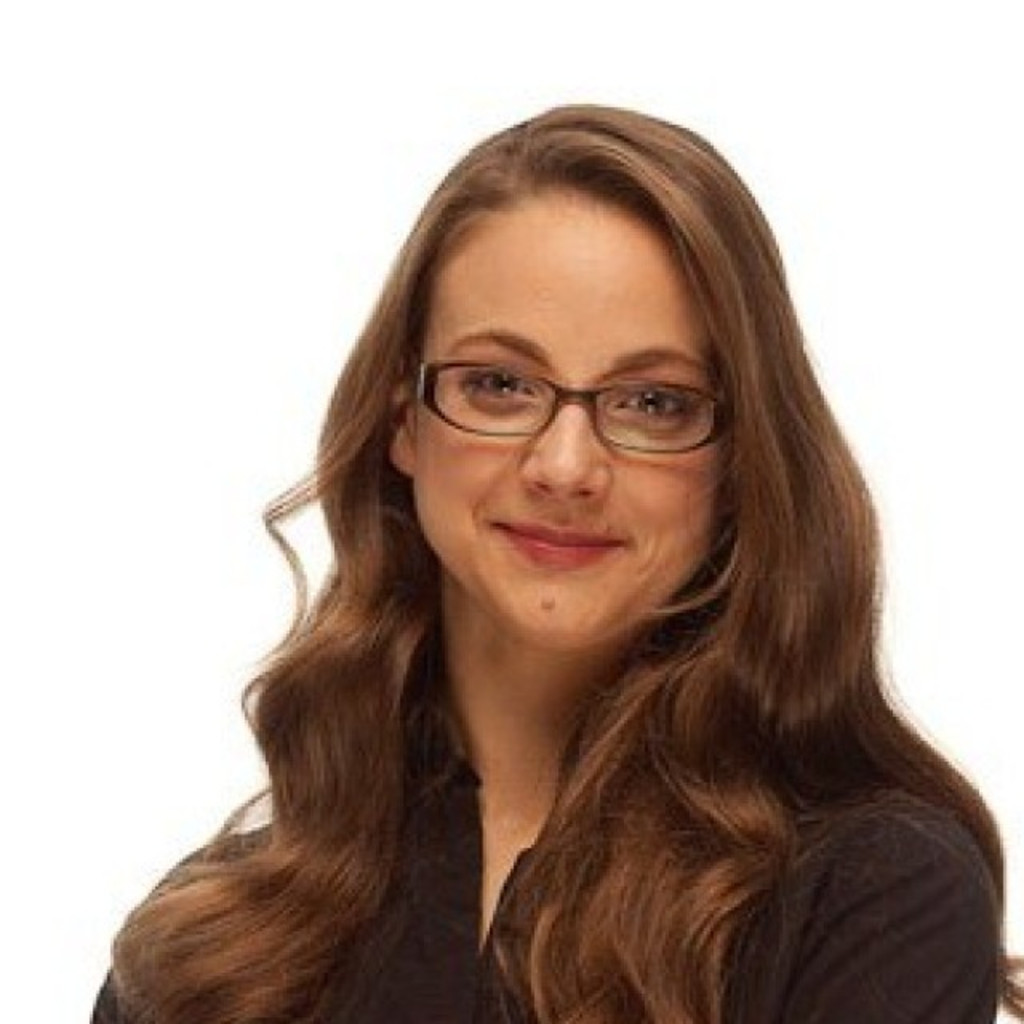 Dr. Margot Löwenberg Manager Customer Data Intelligence Swiss