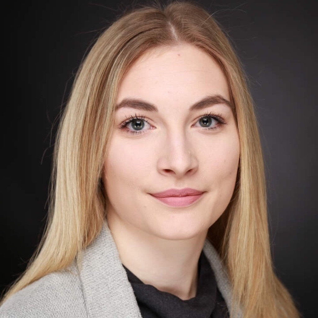 Lea Müller Human Resources Business Partner Mercedes Benz Mobility