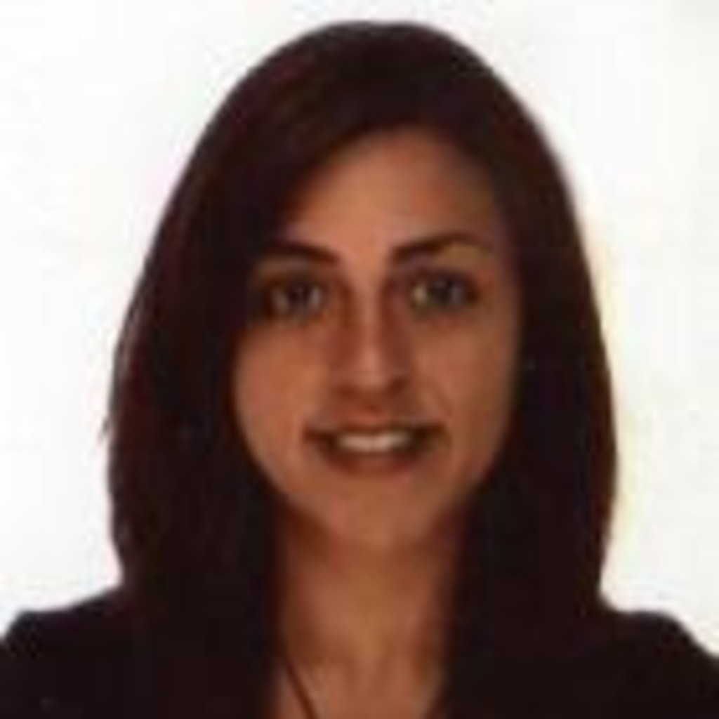 Elena Corrales Domínguez Responsable campañas especiales Online XING