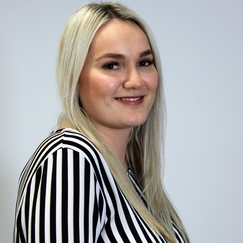 Jennifer Gutbrod Mitarbeiter Projektmanagement Rheinmetall Mobile