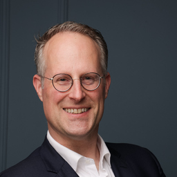Dr. Kai Kindereit