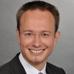 Dr. Nicolas Jaé