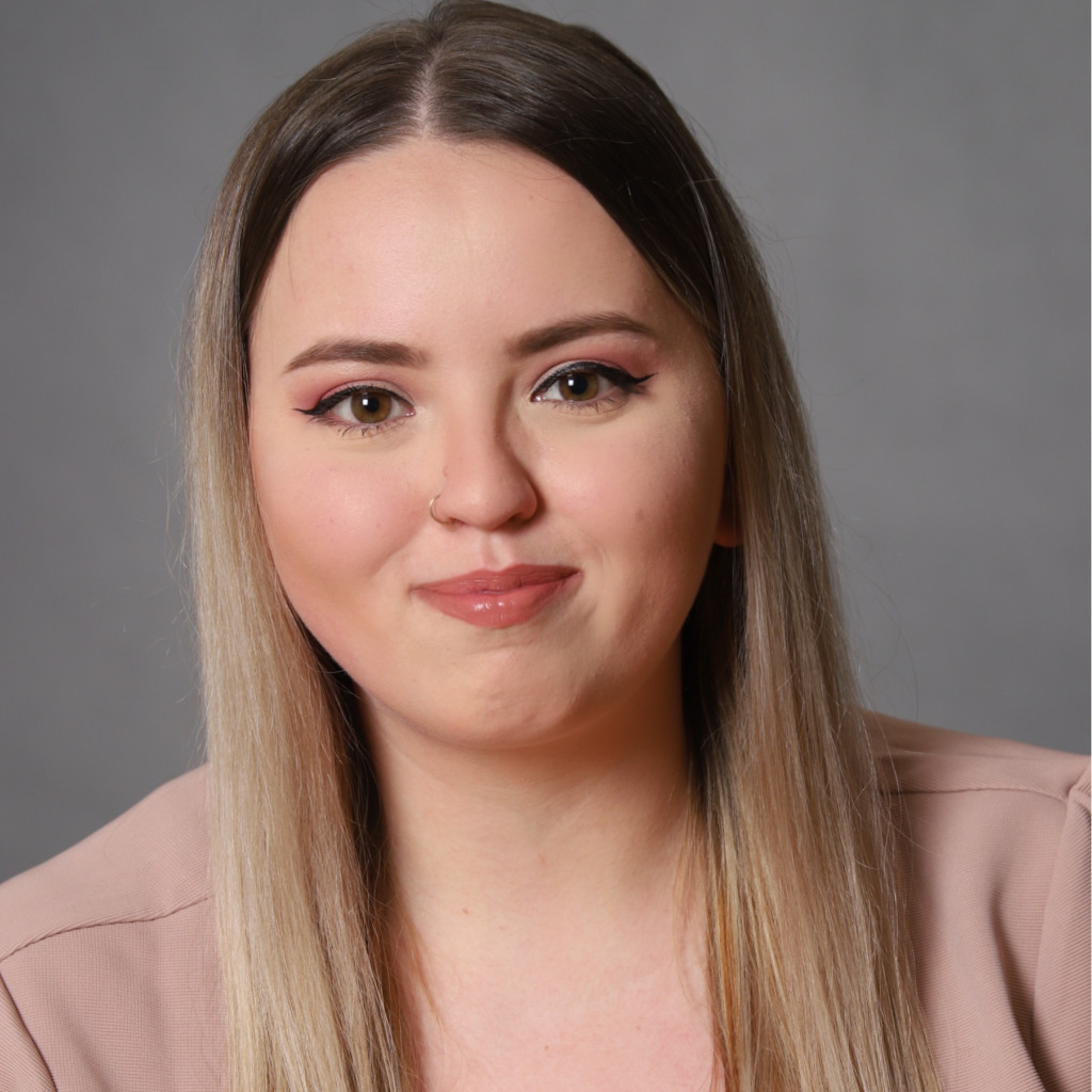 Irina Komnik Projektmanagerin Weiterbildung WZLforum an der RWTH