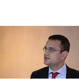 Dr. Daniel Voigt