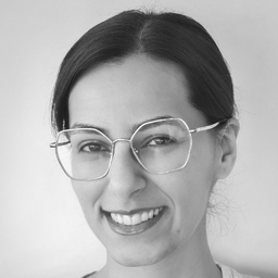 Lili yousefi