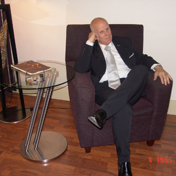 Dr. Leonardo REMORINI