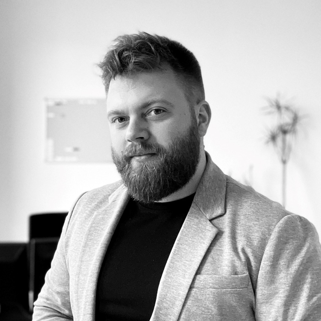 Reinhold Remchen Finanzmanager HR karriere tutor GmbH XING