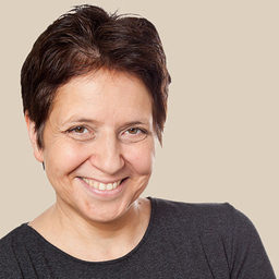 Mag. Sabine Reyeros-Petsch