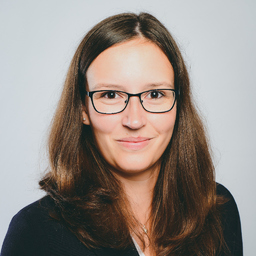Dr. Julia Sudhoff Santos