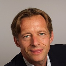 Dr. Lukas Mayerhoff