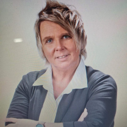 Sandra Küster
