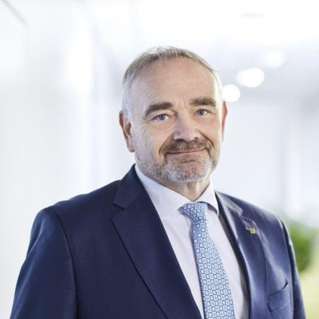 Anton Staals Group CFO COMPO GmbH XING