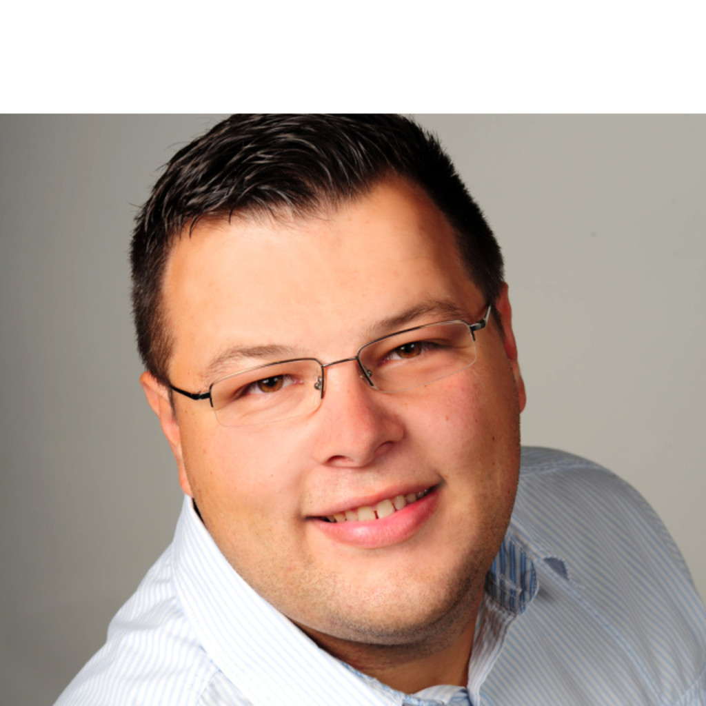 Viktor Neufeld Maschienbau Felix Fechenbach Berufskollege XING