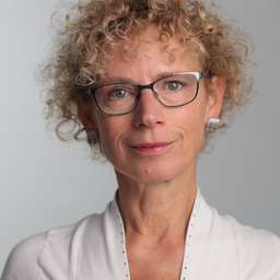 Dr. Angela Reinders