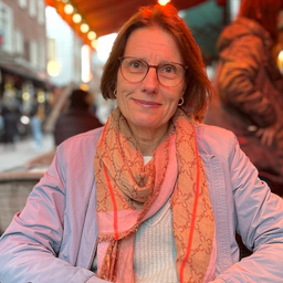 Anke Mitzlaff (Dipl.-Btrw.)