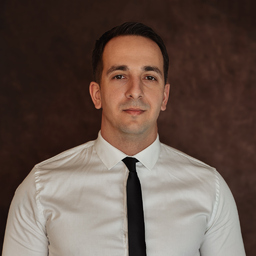 Dominik Költő