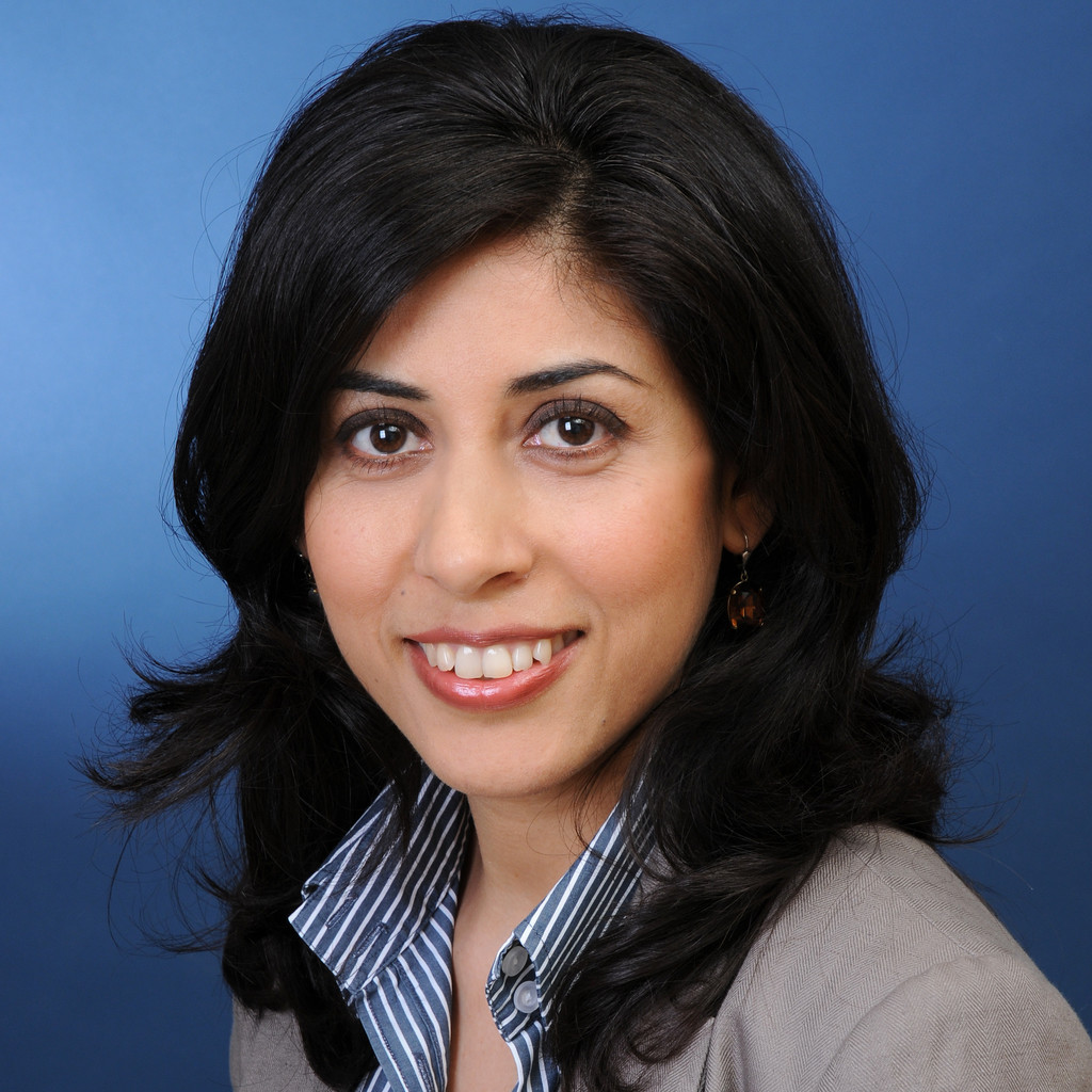 Salma Safdari System Ingenieurin Corporate BI & Data Services Swiss