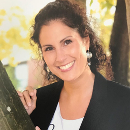 Susanne  John