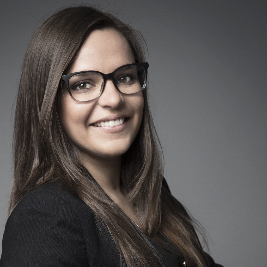 Martina Menhart Projektleiterin im Umzugs und Flächenmanagment BMW