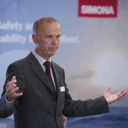 Dr. Jochen Coutandin