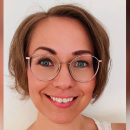 Manuela Kuhn