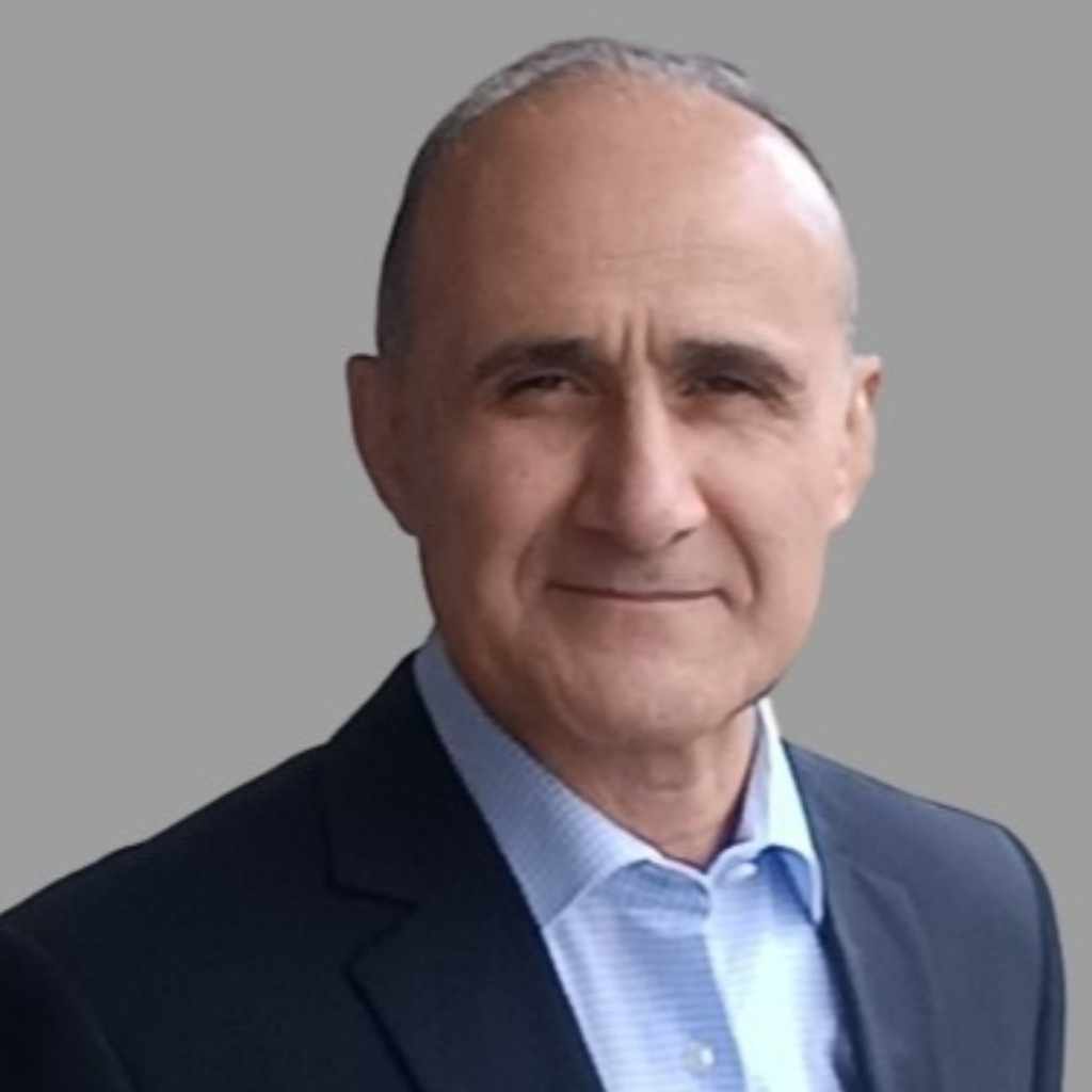 Dipl.Ing. Armen Sargsyan Projektleitung /Portfolio Management FWB