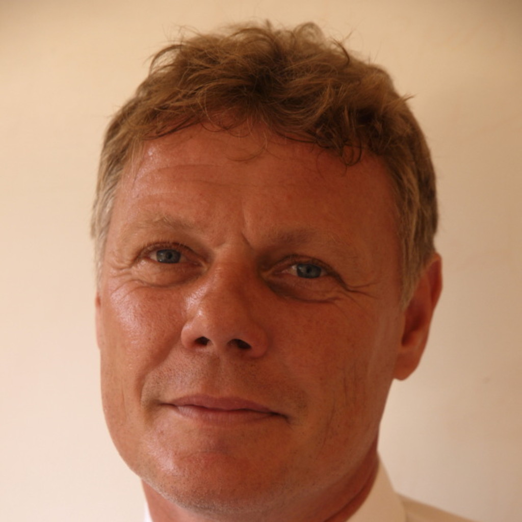 Rudolf Schneider Landesprogrammleiter Swisscontact XING