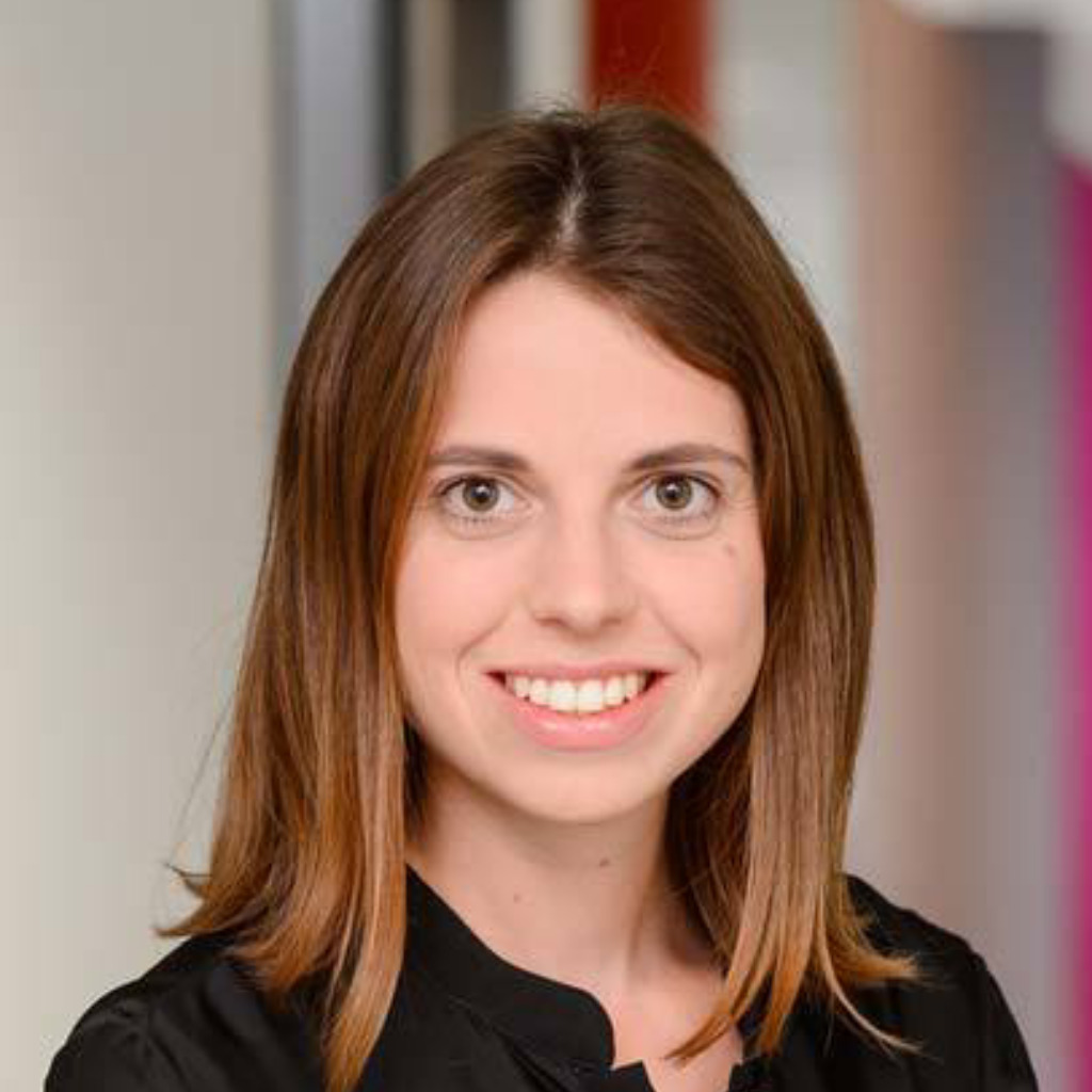 Julia Langer Research Consultant DataLion GmbH XING