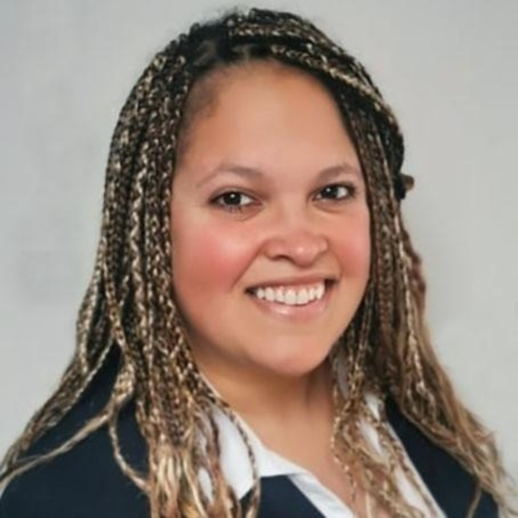 Lorraine Stevens Key Account Manager DaVinci Engineering XING