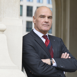 Dr. Horst Walther
