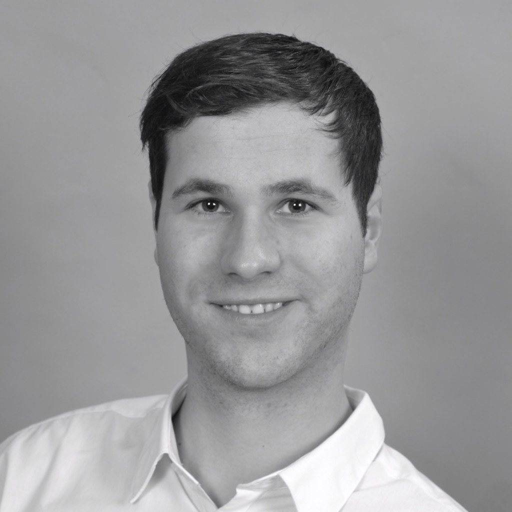 Marco Adrian Mazur Kommunikationsdesign Academy of Visual Arts XING