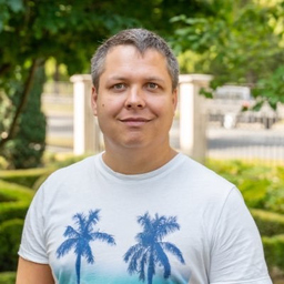 Dennis Teichert