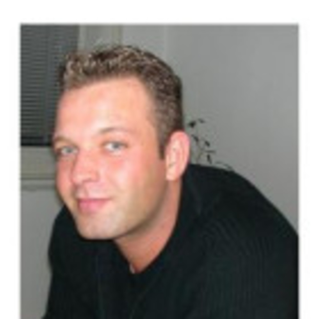 Andreas Bach Marketing Thesa XING