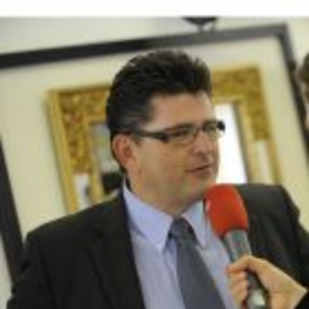 Karl Varga Managing Director Varga Hair international XING