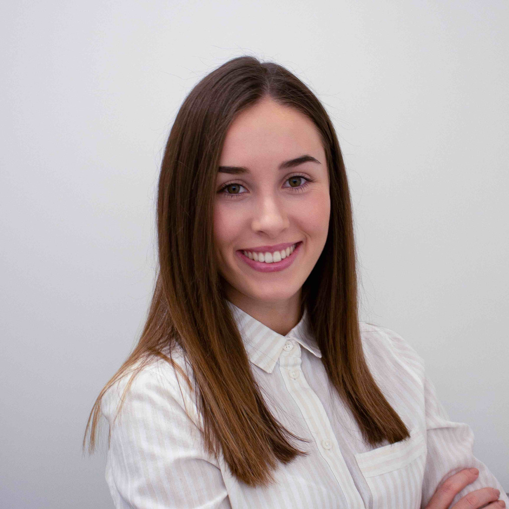 Nina Brunner Behältermanagerin BMW Group XING